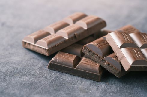Apa yang Terjadi pada Tubuh Saat Makan Cokelat Tiap Hari?