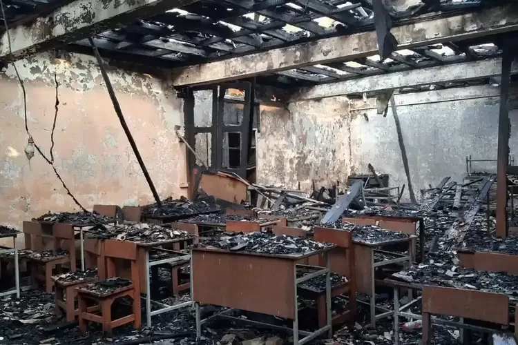 Kebakaran di Pesantren Al Falah Dago Bandung, Tabungan Santri Hangus, Tumpukan Al Quran Utuh