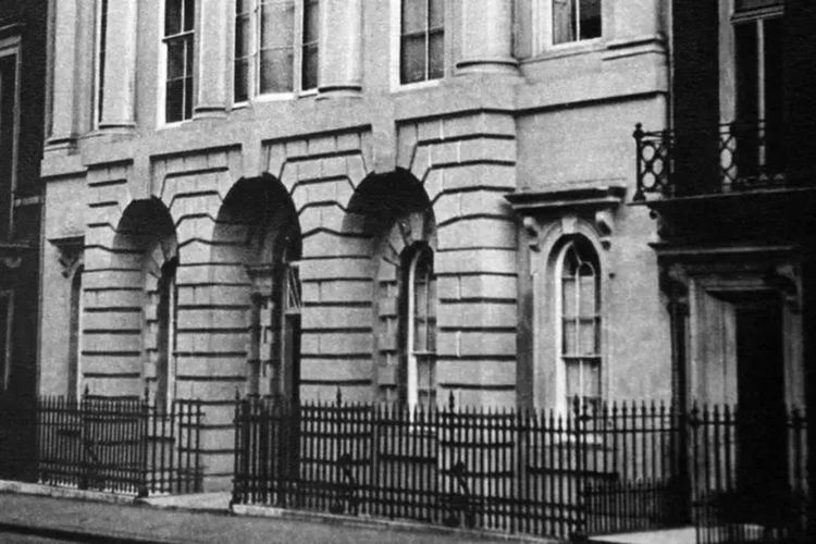 Rumah Ratu Elizabeth II di Jalan Bruton No 17 yang lahir pada 1926.