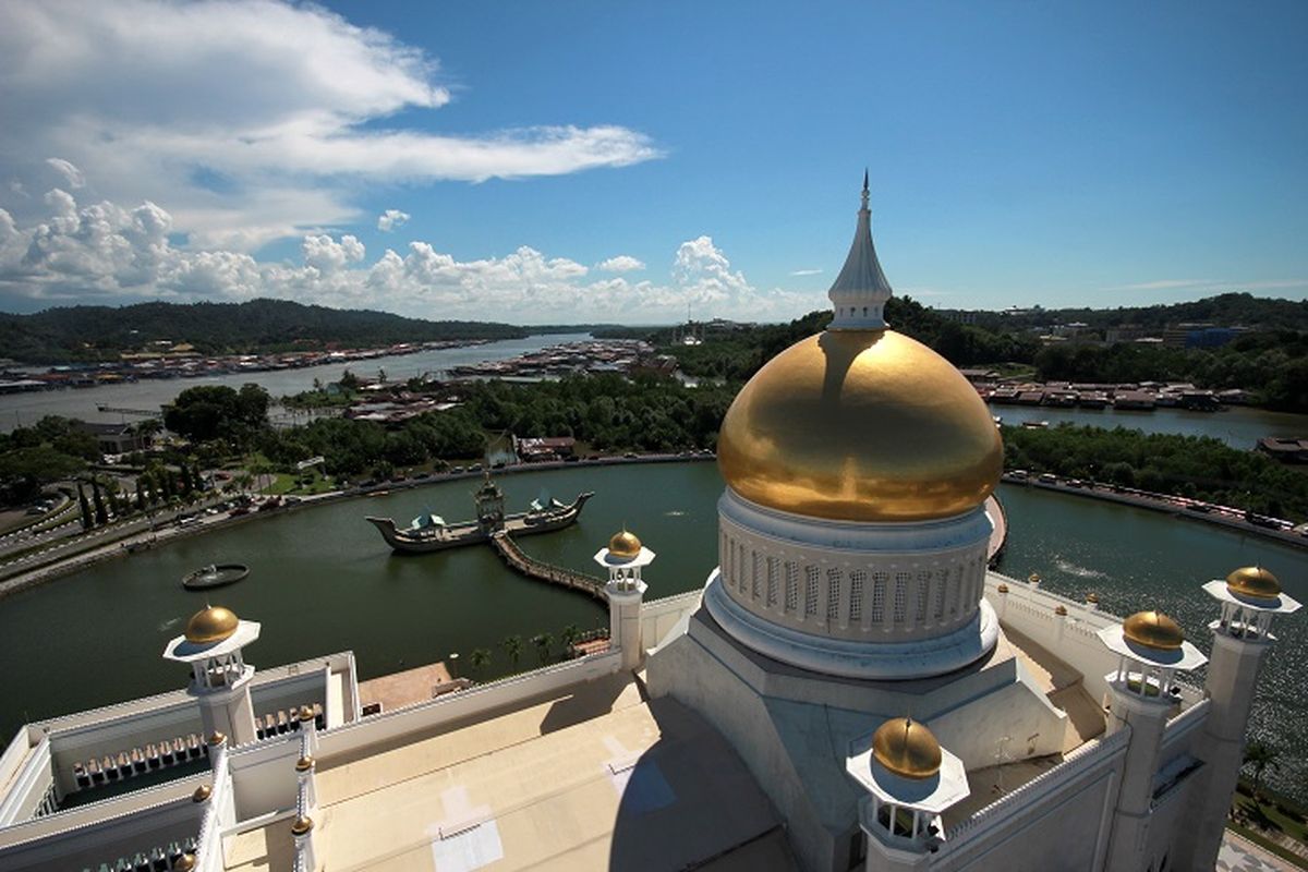 Ilustrasi Brunei Darussalam - Masjid Sultan Omar Ali Saifuddien.
