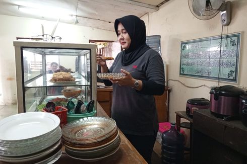 Serba Salah Pengusaha Warteg di Palmerah, Tak Berani Naikkan Harga meski Beras Mahal