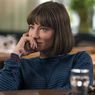 Demi Anak Sekolah Daring, Cate Blanchett Cosplay Jadi Guru