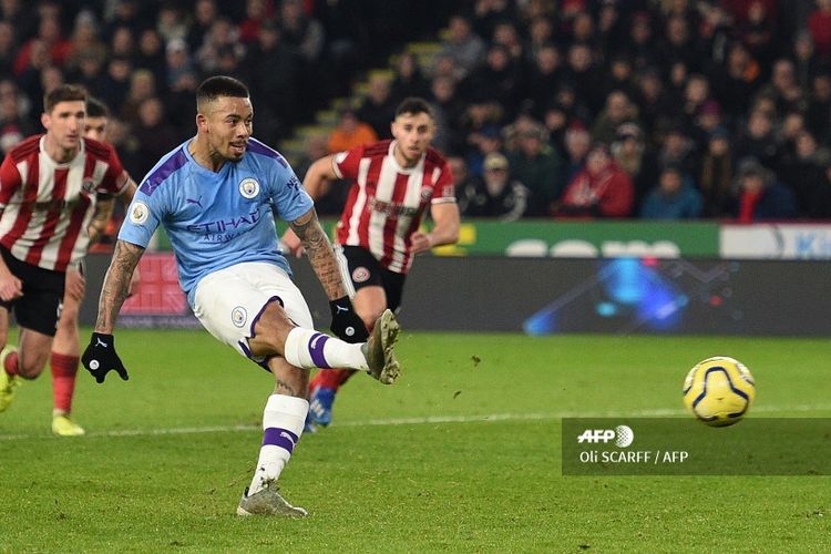 Gabriel Jesus saat mengeksekusi penalti pada laga pekan ke-24 Liga Inggris antara Sheffield United vs Manchester City di Stadion Bramall Lane, Selasa 21 Januari 2020.