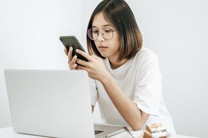 Riset Ungkap Anak Muda Urban Sering Self-diagnose Penyakit Fisik Bukan Mental