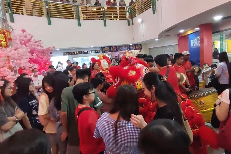 Suasana Pasar Atom Surabaya pada Selasa (21/1/2025)