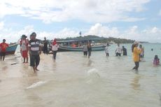 Sensasi Terdampar di Tengah Laut Belitung