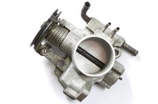 Throttle Body Kotor Bisa Bikin Mesin Kehilangan Tenaga