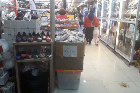 ITC Mangga Dua Kian Sepi, Sepatu Diobral Rp 200.000 Dapat 3 pun Tak Laku