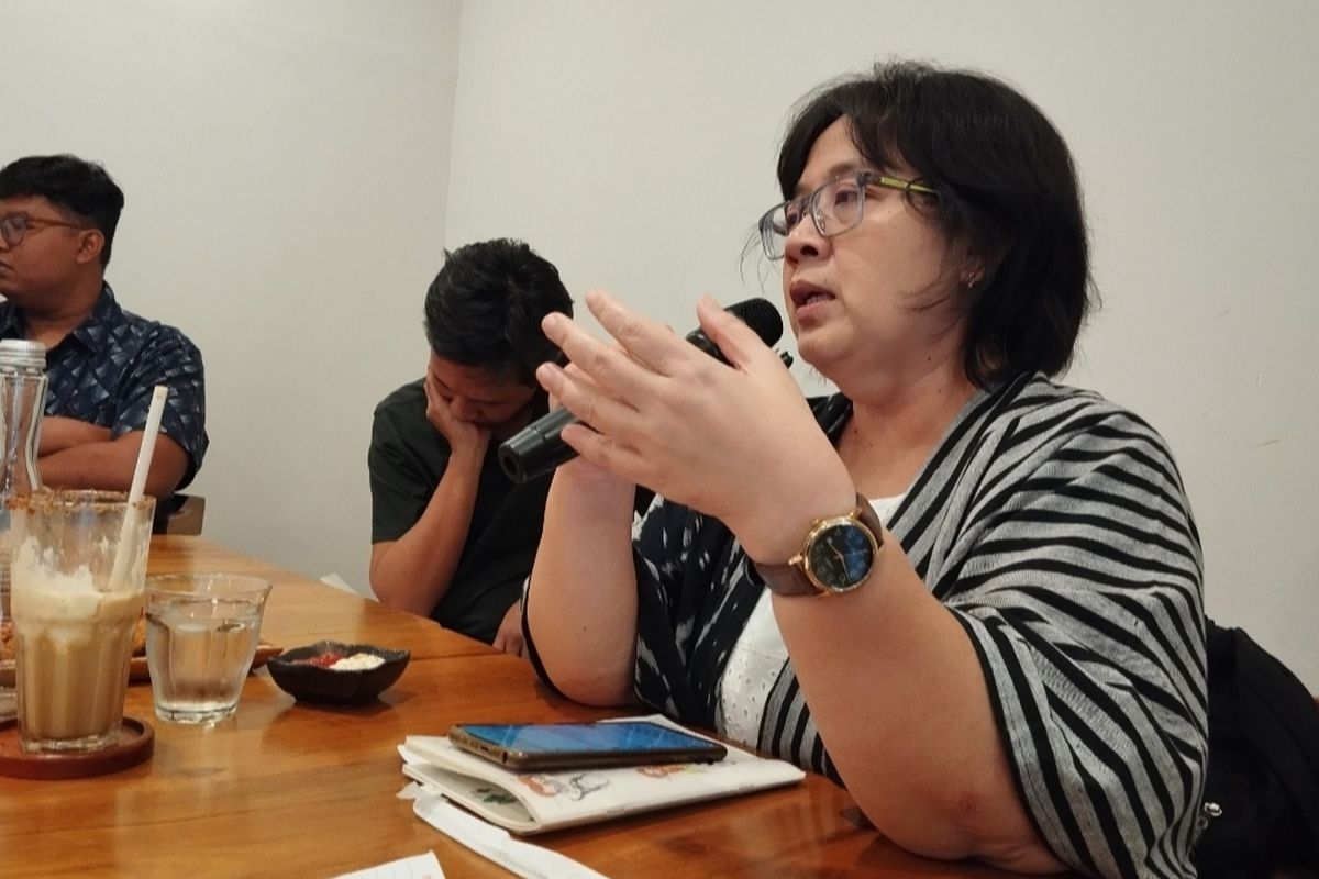 Mike dalam acara Publish What You Pay (PWYP) Indonesia bertajuk ?Dialog Media: Mendorong Transparansi dan Inklusi dalam Seleksi Anggota Dewan Energi Nasional untuk Transisi Energi yang Berkeadilan?, Jumat (20/6/2025).