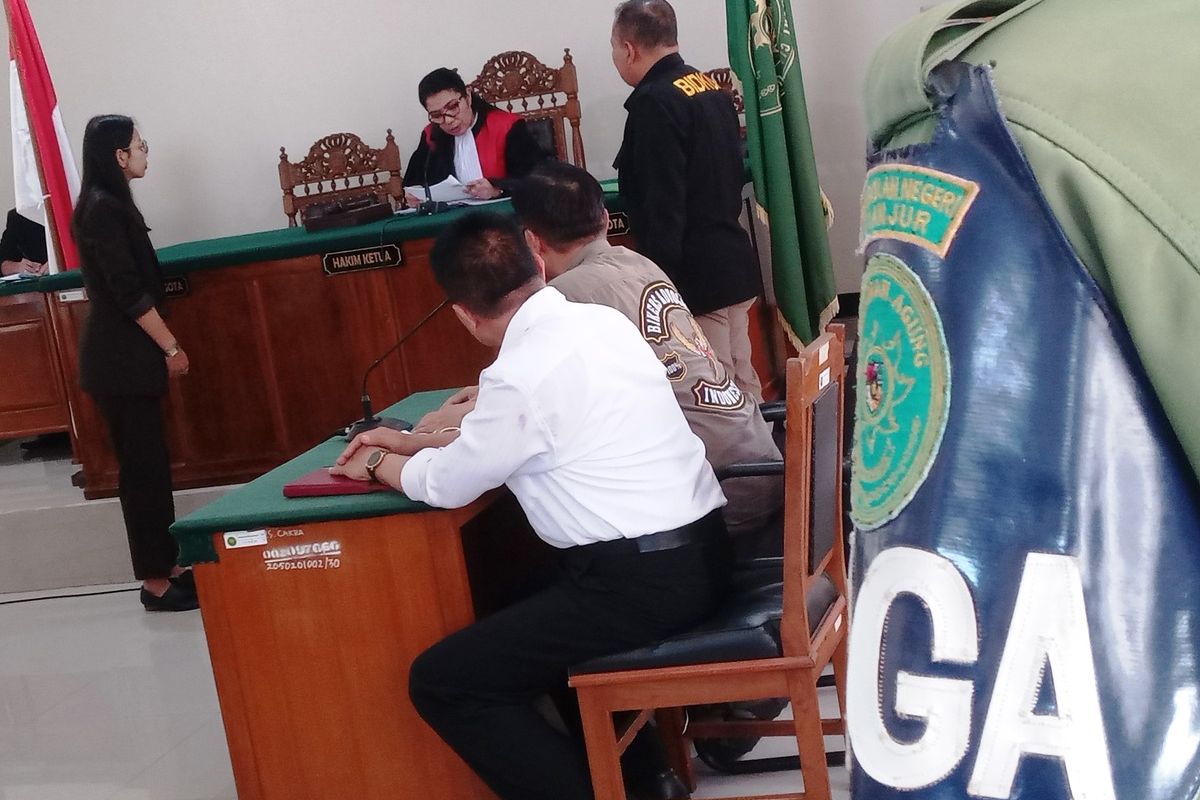 Sidang lanjutan praperadilan Sugeng Guruh (41), tersangka laka lantas selaku pemohon terhadap Polres CIanjur, yang digelar di Pengadilan Negeri (PN) Cianjur, Jawa Barat, Senin (20/2/2023).