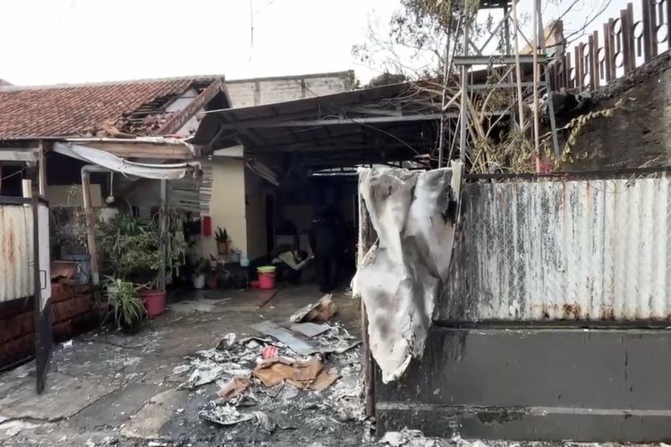 3 Rumah Warga Terdampak Kebakaran Kantor Kemendagri di Jaksel
