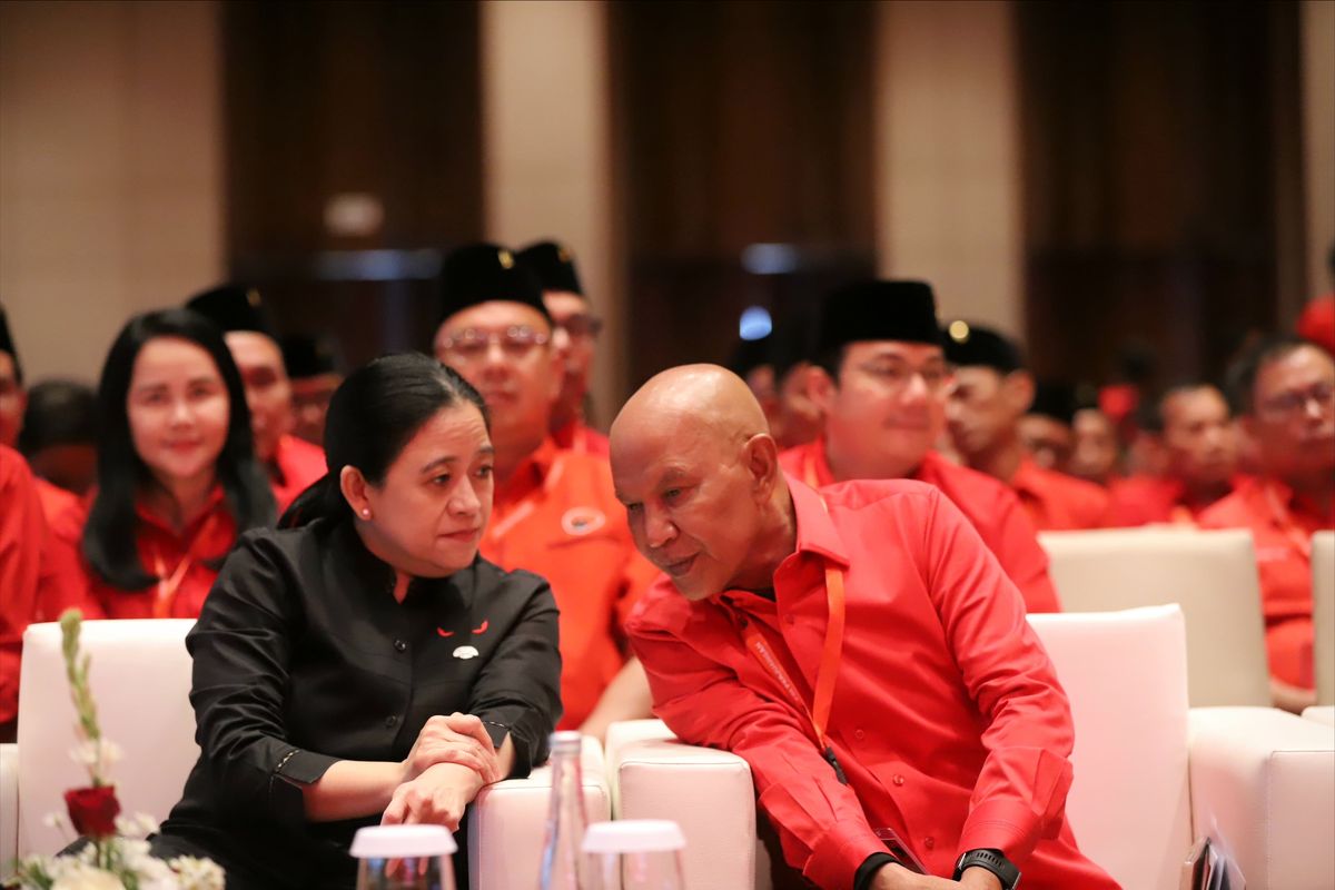 Said Abdullah bersama Puan Maharani dalam Pembukaan Bimtek DPR dan DPRD Fraksi PDI Perjuangan se-Indonesia, di The Meru & Bali Beach Convention Center, Denpasar, Bali, Rabu (30/7/2025).