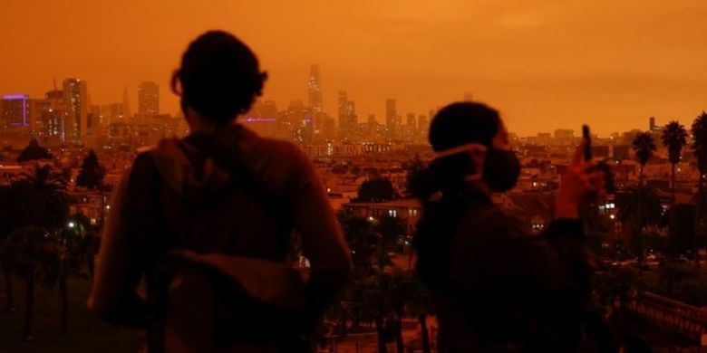 Langit merah menyelimuti San Francisco pada Rabu (9/9/2020), akibat asap dari kebakaran hutan.