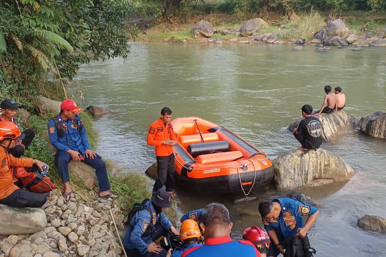 Ikut Bibi Mencuci Baju, Bocah 6 Tahun di Cibungbulang Bogor Tewas Terseret Arus