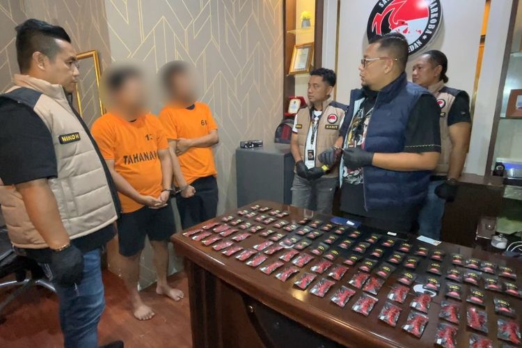 DJ di Medan Ditangkap Saat Hendak Jual 100 Pod Getar di Perumahan Mewah