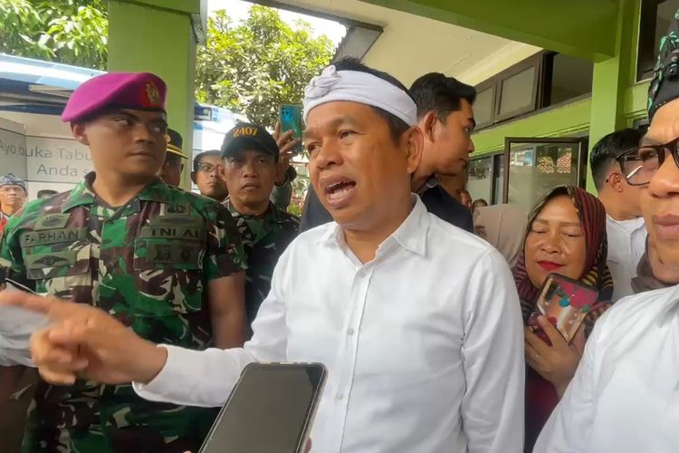 Gubernur Jawa Barat Dedi Mulyadi menyiapkan anggaran Rp 1 miliar untuk memfasilitasi pemulangan sekitar 300 warga Jawa Barat yang saat ini berada di Aceh, yang terdampak bencana.