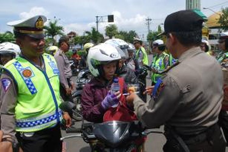 Operasi Simpatik Polres Kendal. Kompas.Com/slamet priyatin