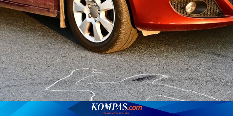  Mobil  Jazz  Tabrak  Puluhan Siswa di Halaman Sekolah