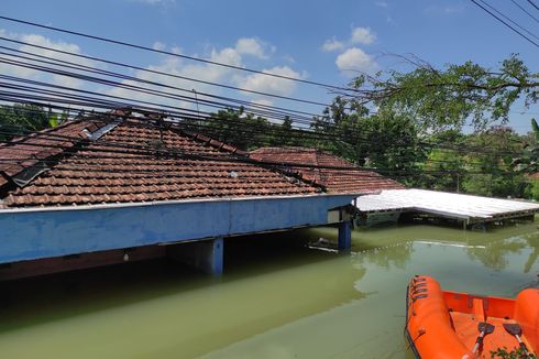 Sulitnya Medan Banjir Demak, 4 Perahu Sempat Terguling Saat Evakuasi Korban