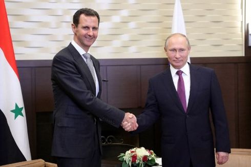 Putin Ajak Trump Diskusikan Hasil Pertemuan dengan Assad
