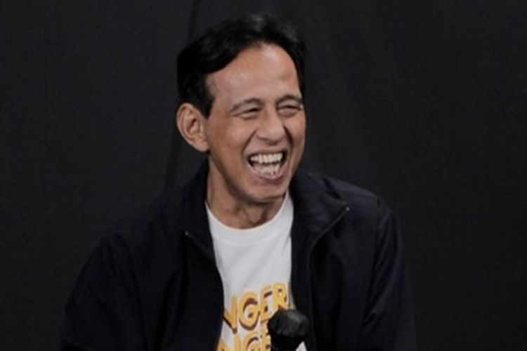 Arswendi Nasution memerankan seorang bapak dalam film Ngeri Ngeri Sedap.