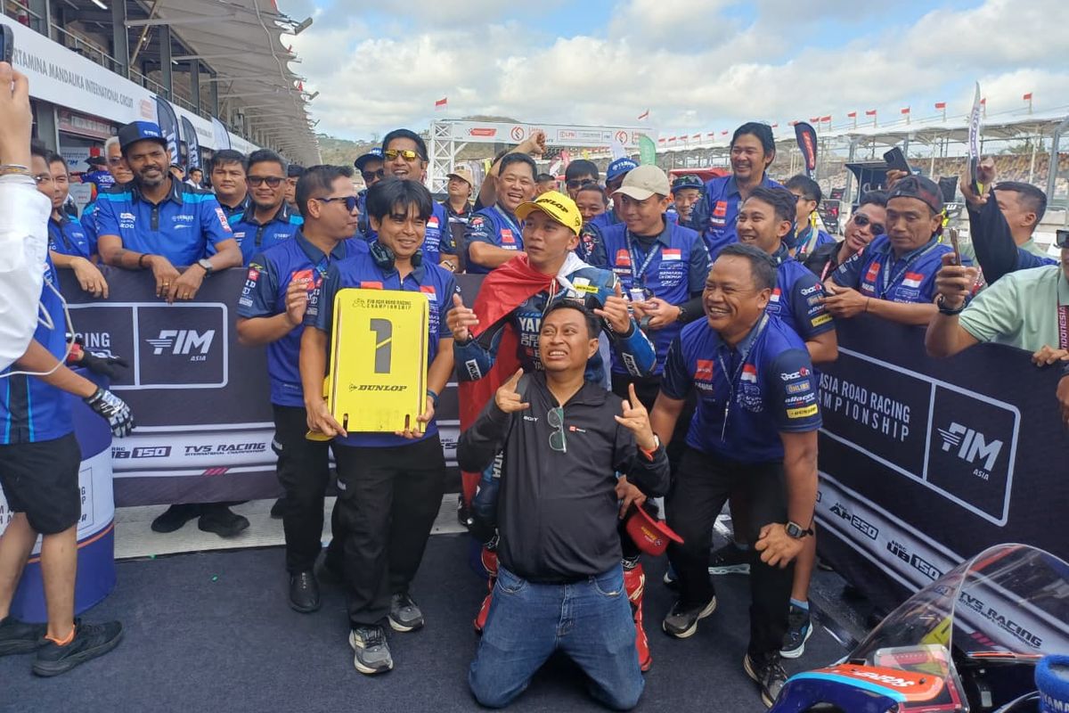 Momen Spesial Pebalap Indonesia, Pertama Kali Rebut Podium Tertinggi ARRC di Mandalika