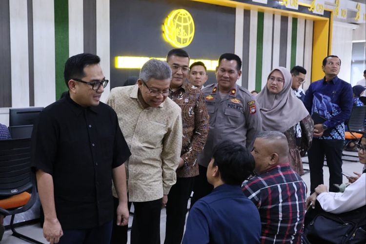 Warga Kampung Tua Mulai Terima Sertifikat, Lahan Dilepas dari HPL BP Batam