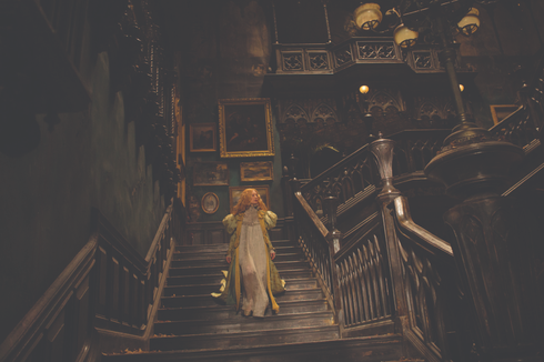 Sinopsis Crimson Peak, Misteri Rumah Keluarga Sharpe