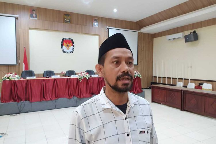 Ketua Komisi Pemilihan Umum (KPU) Provinsi Maluku Syamsul Rifan Kubangun