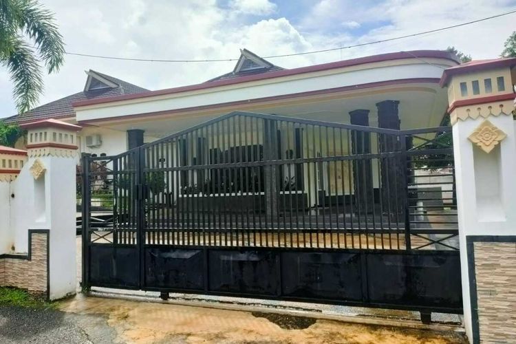 Rumah dinas wali Kota Ambon di kawasan Karang Panjang, Kecamatan Sirimau, Ambon sepih, Sabtu (14/5/2022).