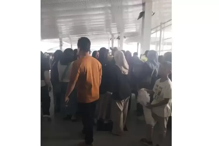 Puluhan Pesepak Bola Muda Sumut Telantar di Bandara, Gagal ke Liga Top Skor meski Sudah Bayar Rp 5,5 Juta