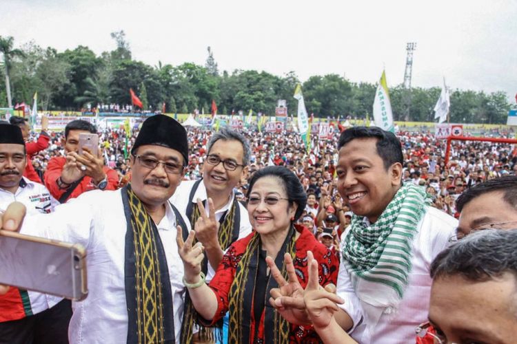 Ketua Umum PDI-P Megawati Soekarnoputri saat kampanye Djarot-Sihar di Sumatera Utara, Sabtu (23/6/2018).