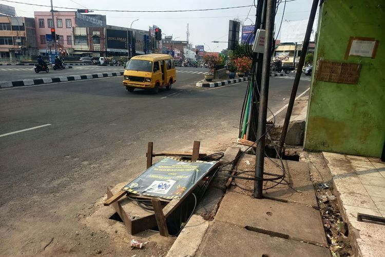 Kabel Semrawut di Jalan Raden Saleh Ciledug Mulai Dipindah ke Bawah Tanah, Begini Kondisinya