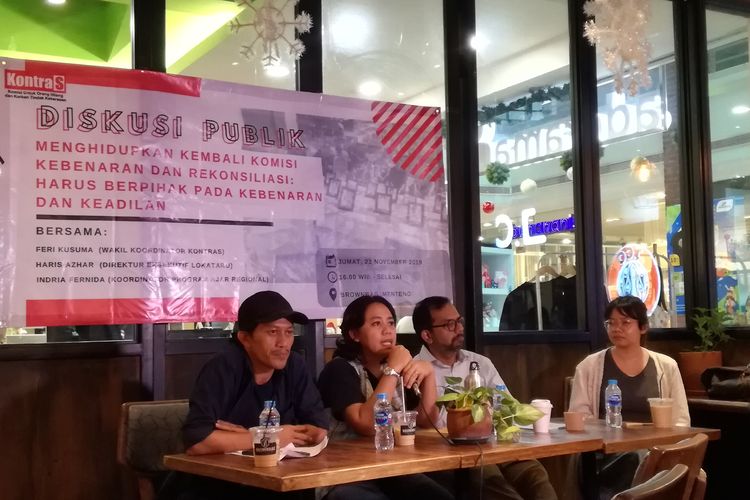 Diskusi bertajuk Menghidupkan Kembali Komisi Kebenaran dan Rekonsiliasi: Harus Berpihak pada Kebenaran dan Keadilan, di Brownbag, Jakarta, Jumat (22/11/2019)