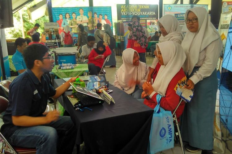 Saat ini lembaga kursus robotiknya sudah bekerja sama dengan 8 sekolah dari tingkat SD hingga SMA di Klaten. 