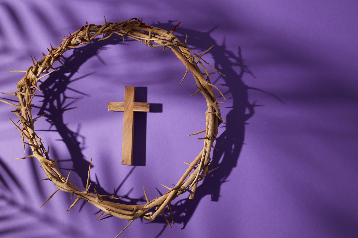 Ilustrasi Paskah. Sejarah Paskah diawali dari pembebasan bangsa Israel dari perbudakan Mesir dan digenapi dalam kematian serta kebangkitan Yesus Kristus sebagai simbol penebusan umat manusia.