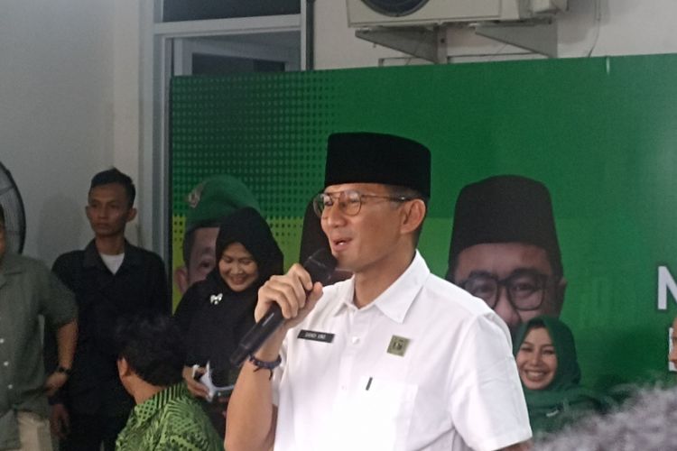 Ketua Badan Pemenangan Pemilu (Bappilu) PPP Sandiaga Salahuddin Uno di Kantor DPC PPP Kota Semarang, Jawa Tengah. 