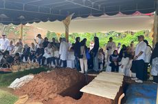 Gatot Nurmantyo dan Rocky Gerung Hadiri Pemakaman Rizal Ramli di TPU Jeruk Purut
