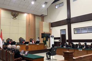 Hakim Tolak Eksepsi Roy Suryo, Sidang Kasus Ijazah Jokowi Lanjut ke Pembuktian