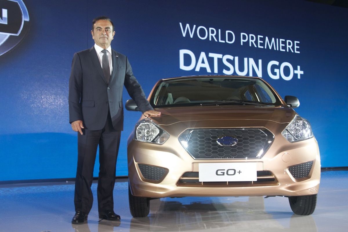 Carlos Ghosn luncurkan kembali Datsun pertama kali di India, kemudian menyusul di Indonesia, Rusia, dan Afrika Selatan.