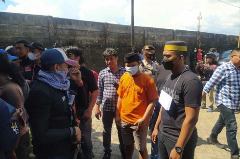 Rekonstruksi Pembunuhan Pegawai Dishub Makassar, Ada Adegan Lempar Santet