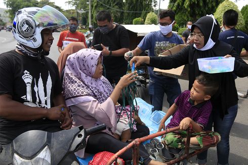 Jual Cincin Emas, Wanita di Aceh Sumbangkan Masker dan Hand Sanitizer ke Driver Ojol