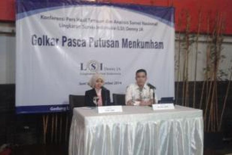 Konferensi pers Lingkaran Survei Indonesia (LSI), berjudul Golkar Pasca Putusan Menkumham, di Kantor LSI, Rawamangun, Jakarta Timur, Jumat (19/12/2014).