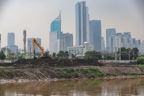 Pemprov DKI Pastikan Normalisasi Sungai Ciliwung Tetap Berjalan