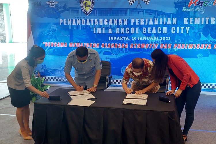 IMI dan Pengelola Ancol Beach City menandatangani perjanjian kerjasama strategis untuk menumbuhkan gairah olahraga otomotif dan pariwisata.