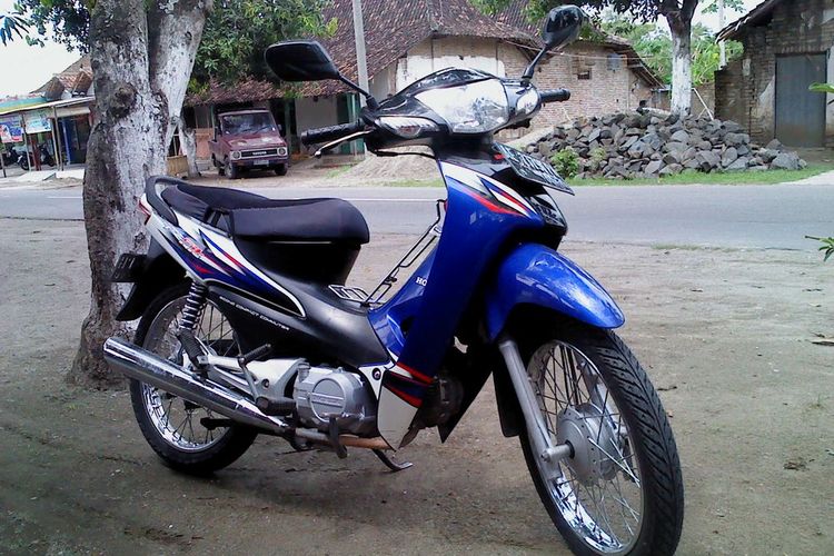 Ilustrasi Honda Supra Fit keluaran 2006