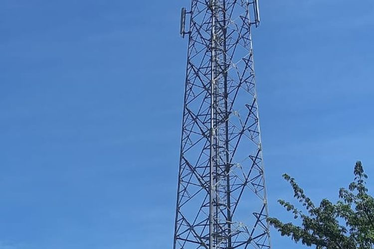 Tower BTS di Desa Letbaun, Kecamatan Semau, Kabupaten Kupang, Nusa Tenggara Timur (NTT), yang dibangun sejak 2021, hingga kini tak berfungsi