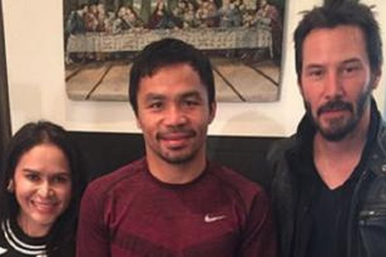 Keanu Reeves (kanan) bersama Manny Pacquiao dan isterinya, Jinkee