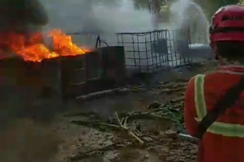 Tempat Pengolahan BBM di Tuban Diduga Ilegal Ludes Terbakar