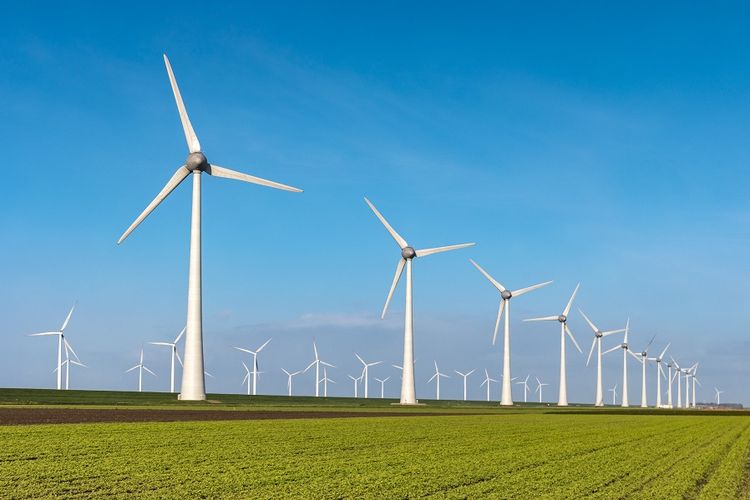 Negara di benua eropa yang terkenal karena menggunakan kincir angin sebagai energi alternatif adalah